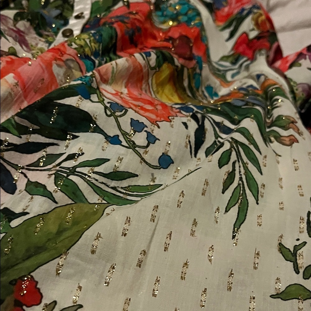 Aratta Large Zinnea Metallic Top - Picture 7 of 10